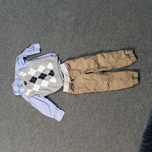 Boys 4T dressy outfit with sweater vest